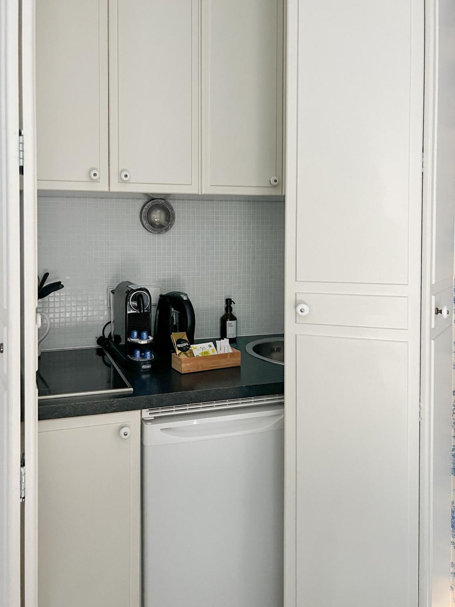 Queen Room,1546057210:JPEG